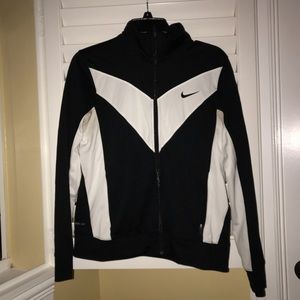 Nike dryfit jacket